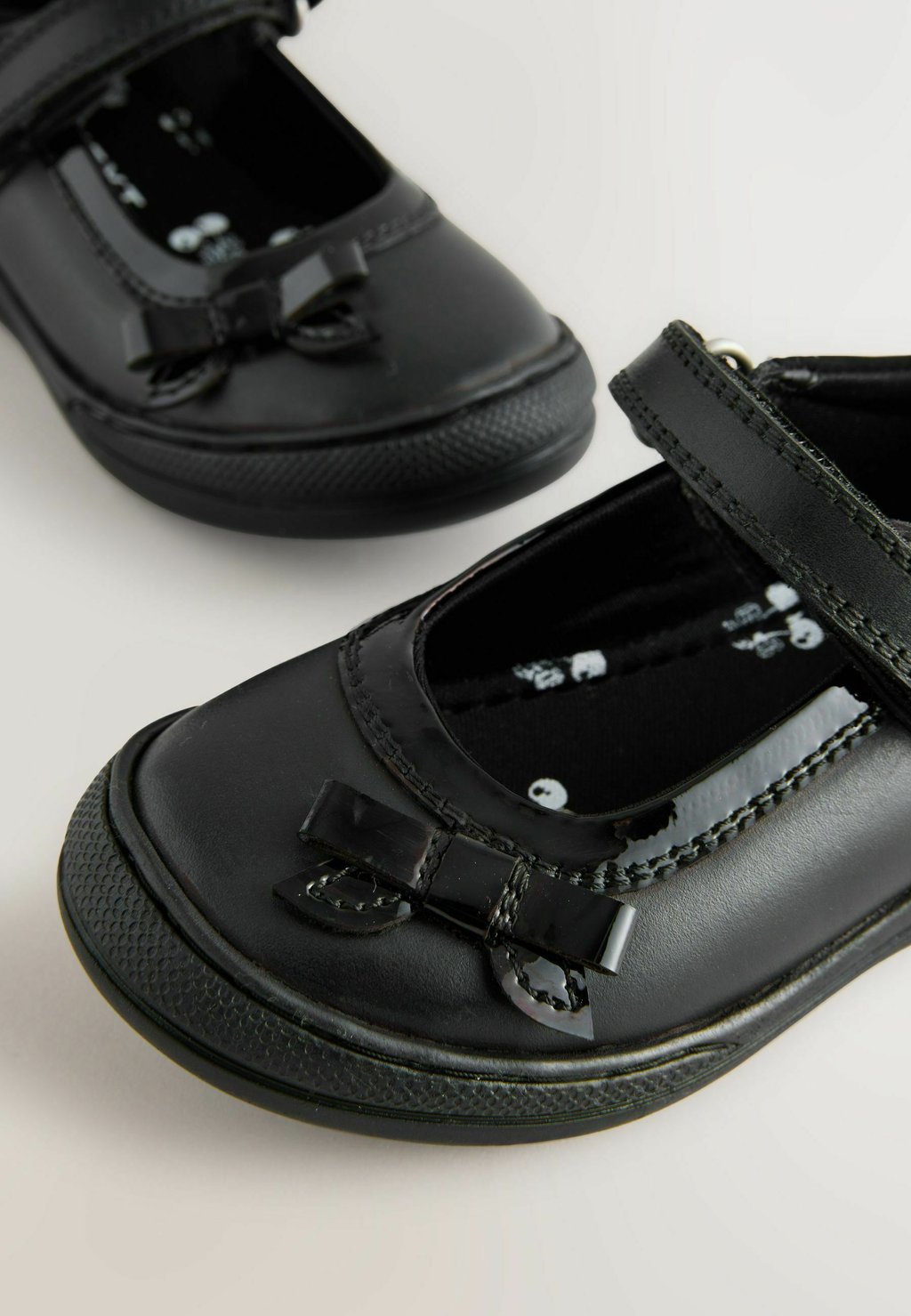 Балетки с ремешком на щиколотке Baby shoes Next, черный — фото 4