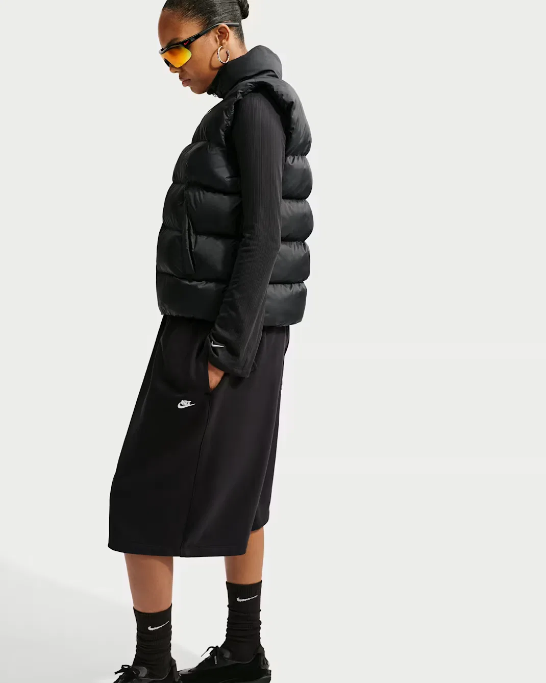 Женский терможилет Therma-FIT Nike Sportswear, Black/Sail — фото 3