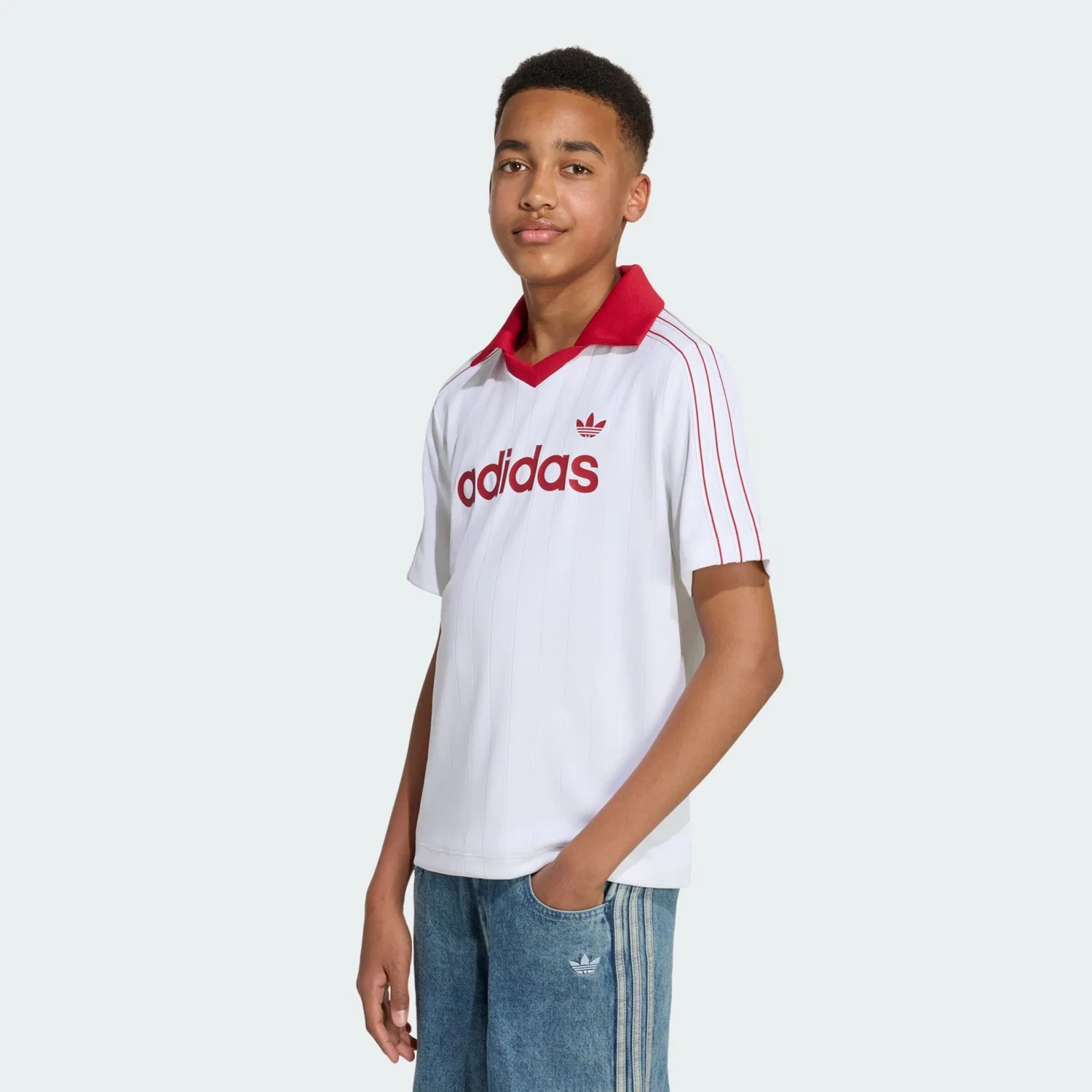 Футболка Adidas Originals белого цвета — фото 2