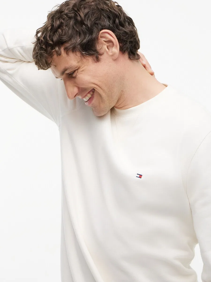 Толстовка TOMMY HILFIGER 'Ess Seasonal' белого цвета — фото 3