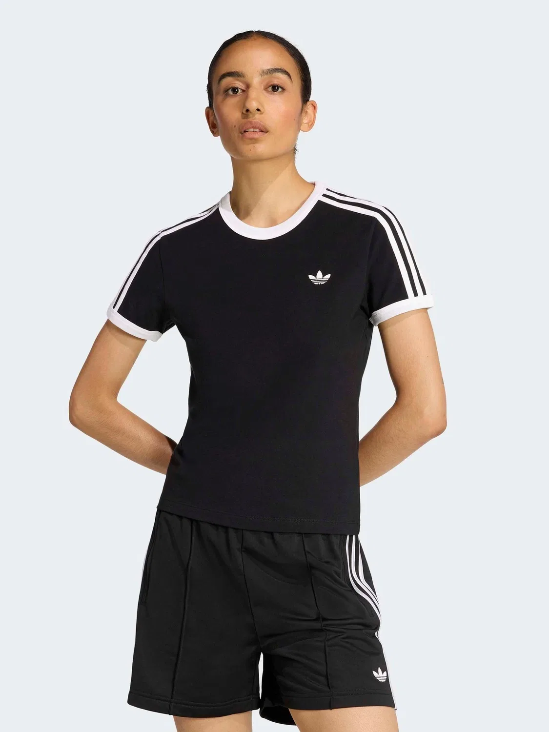 Футболка с 3 полосками, slim, adidas Originals, черный