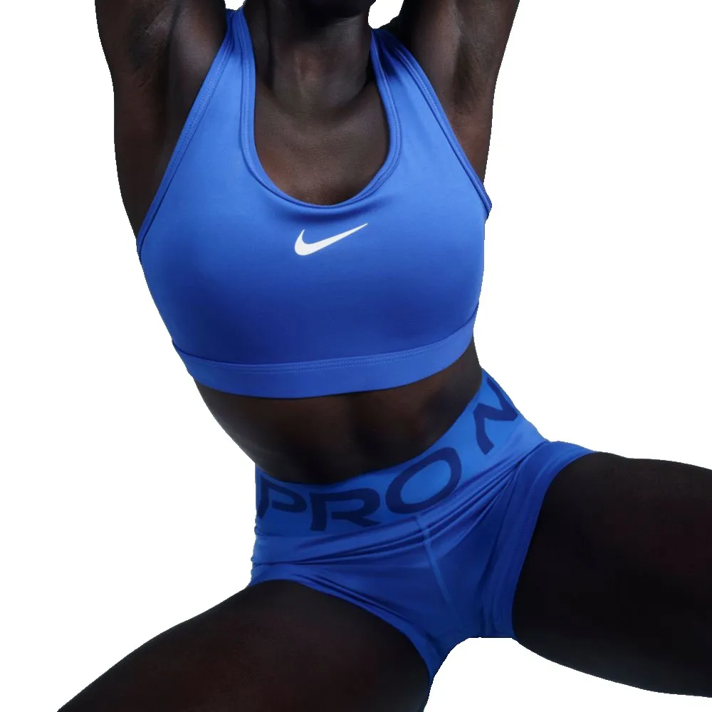 

Спортивный бюстгальтер Nike Swoosh Medium Impact Sports Bra, синий