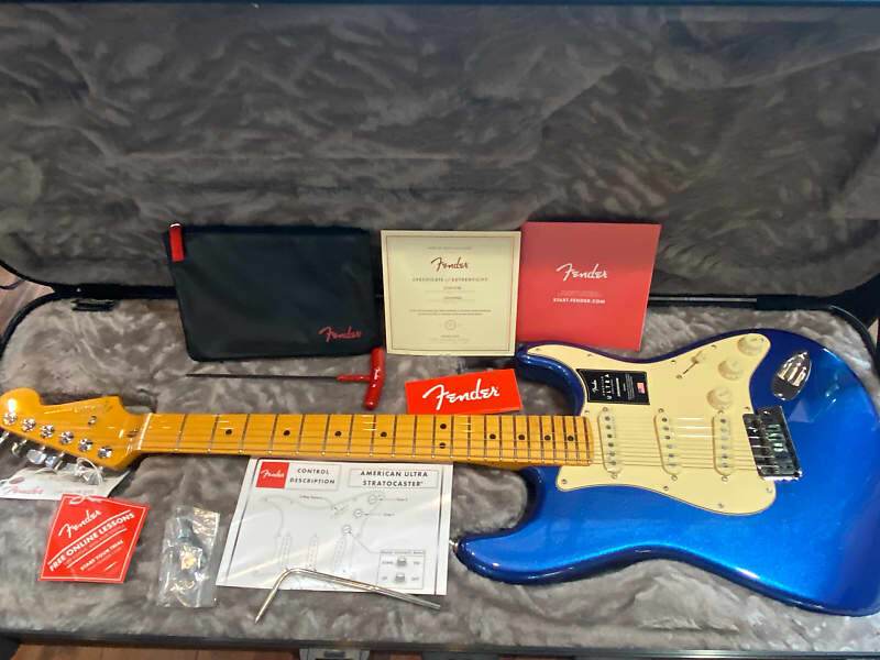 

Накладка грифа Fender American Ultra Stratocaster Maple Blue Cobra Blue #US22078050 8 фунтов 1,5 унции American Ultra Stratocaster with Maple Fretboard