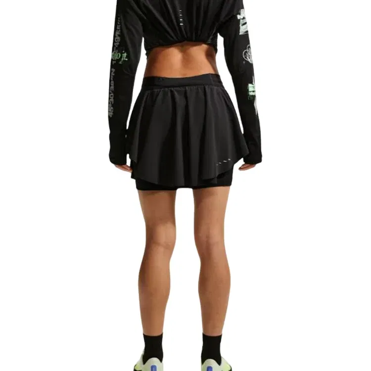Женская юбка для бега Swift Dri-Fit Running Skirt 'Black Illusion Green' Nike, Black/Illusion Green — фото 2