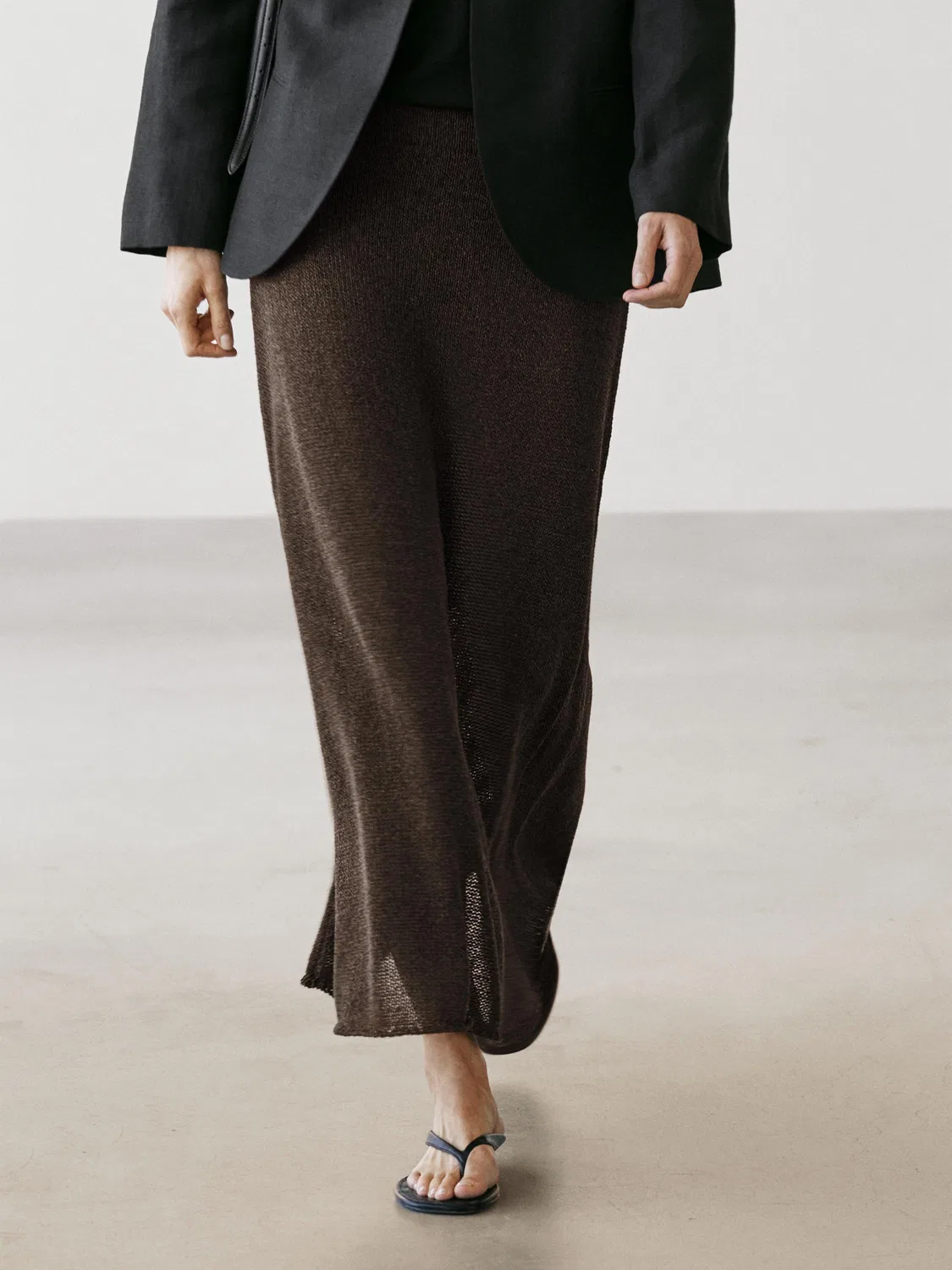 Длинная трикотажная юбка из смесовой хлопковой ткани Massimo Dutti, шоколадный — фото 2