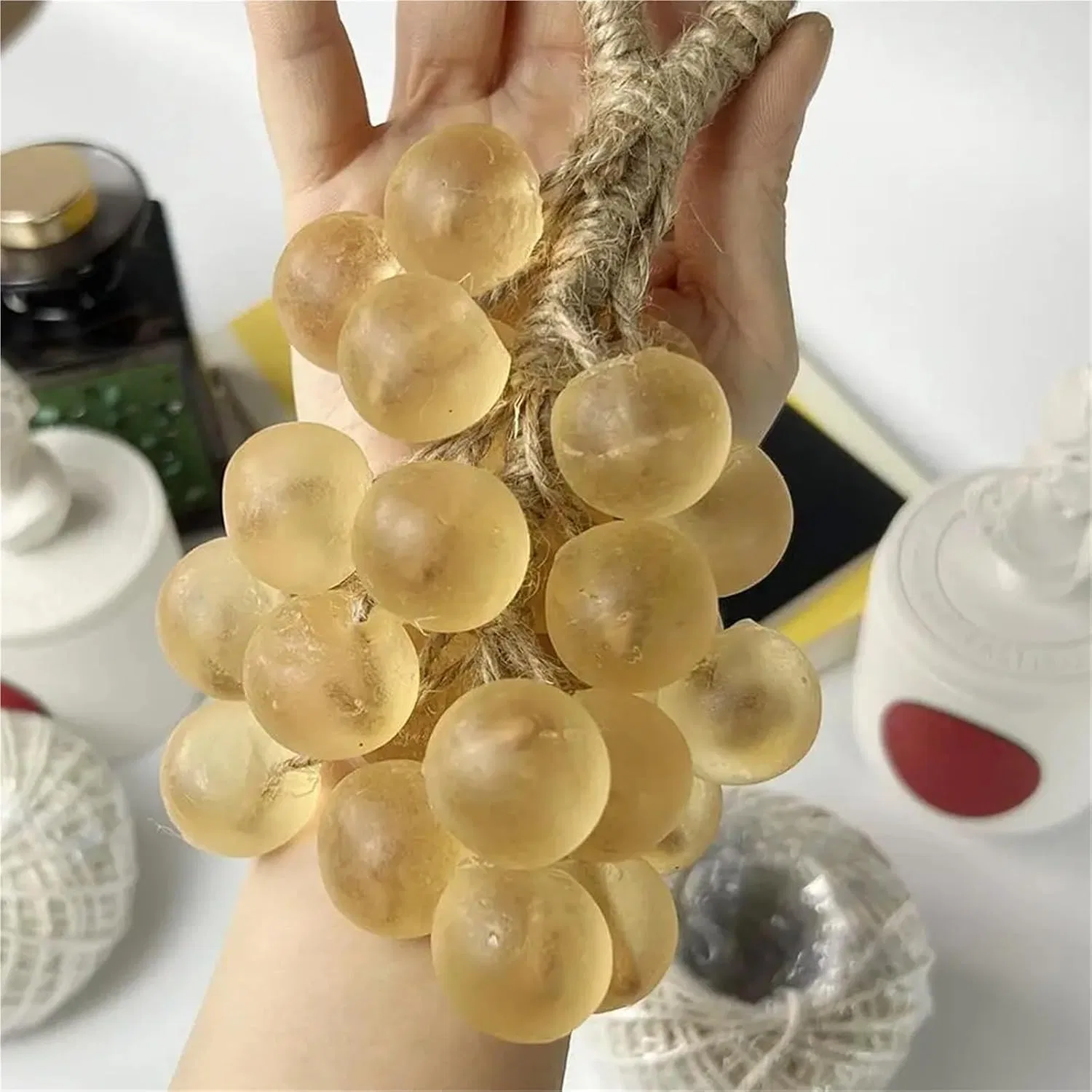 Мыло ручной работы виноградной формы на веревке, ароматное, Palut, 300 г, Yellow — фото 4