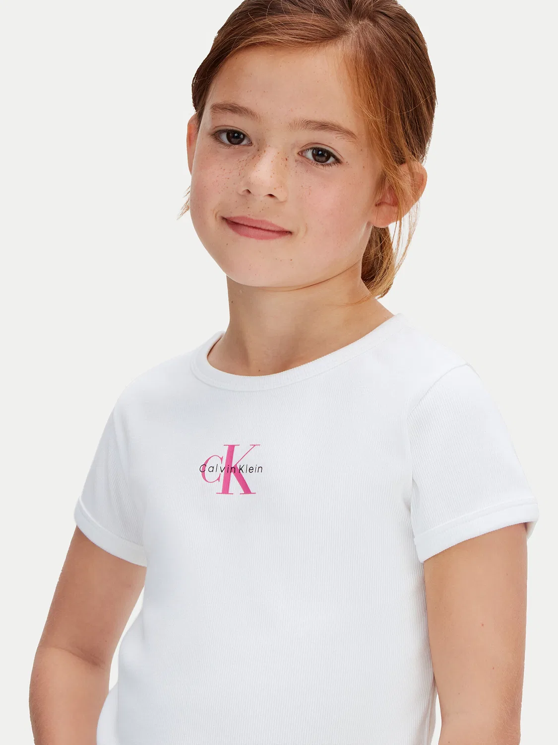 Футболка стандартного кроя для девочки Monologo Calvin Klein Jeans, белый — фото 4