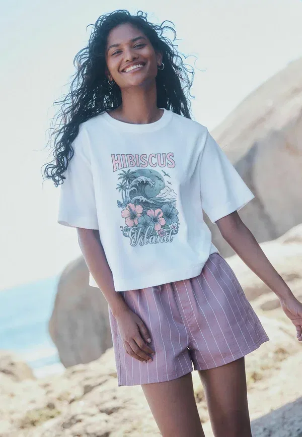 Футболка свободного кроя Regular fit - towelling wave graphic t-shirt Next, white, белый — фото 2