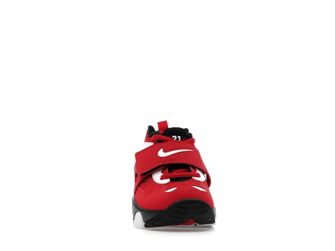 Детские кроссовки Lifestyle Nike Air Diamond Turf 2, Fire Red/White/Black/Metallic Gold — фото 2