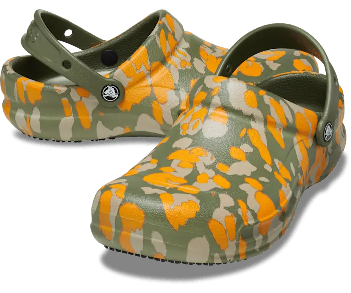 Сабо для работы с графикой Bistro Crocs женские, цвет Army Green / Multi — фото 2