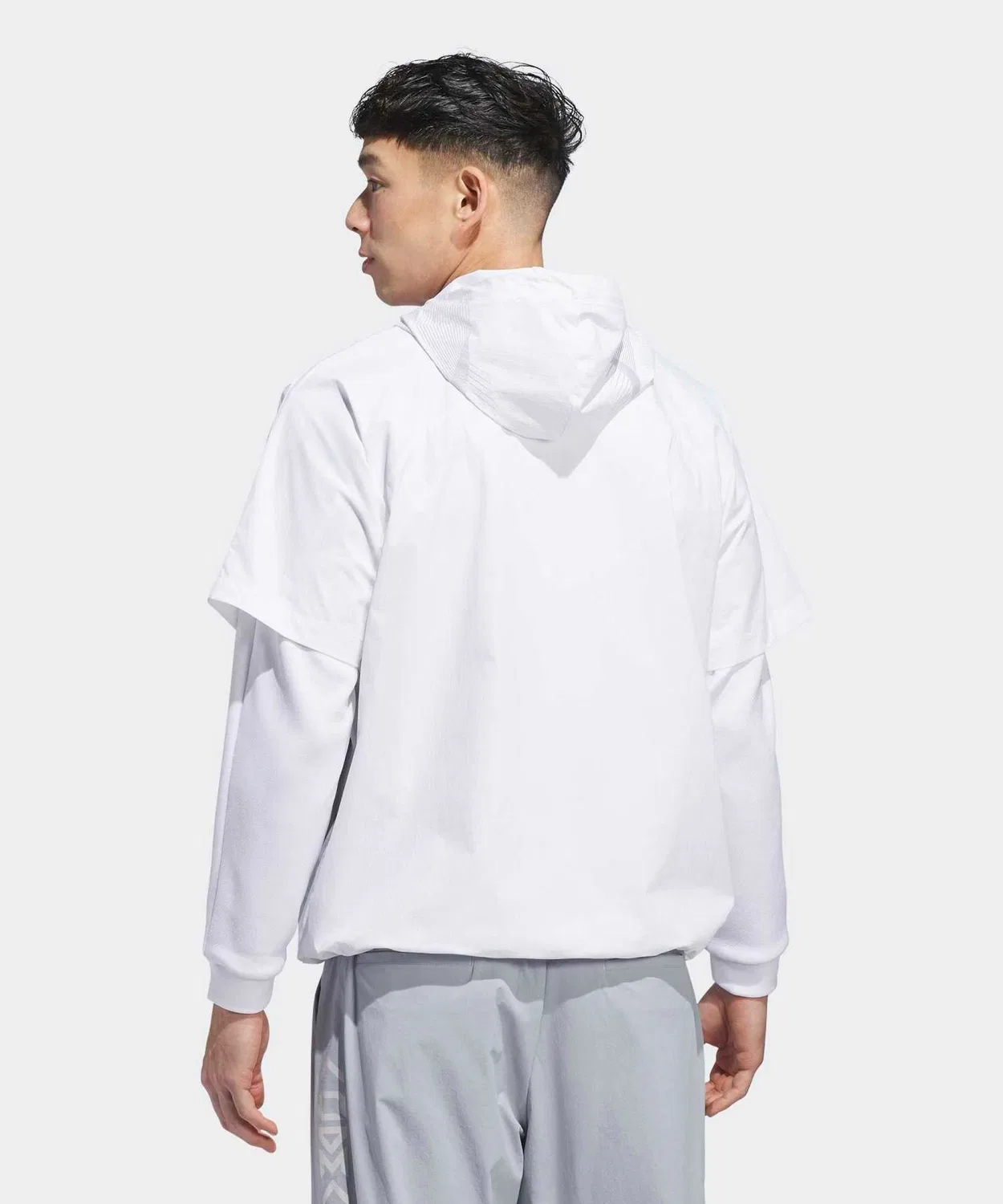 Мужская куртка с капюшоном и коротким рукавом, модель Code Chaos, Adidas, Белый — фото 2