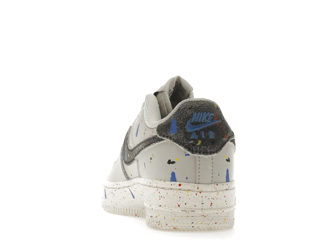 Детские кроссовки для мальчиков с принтом Nike Air Force 1 LV8 Nike, Light Bone/Sail/Black — фото 4