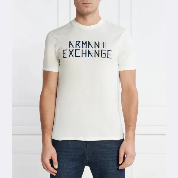 

Футболка стандартного кроя Armani Exchange, белый