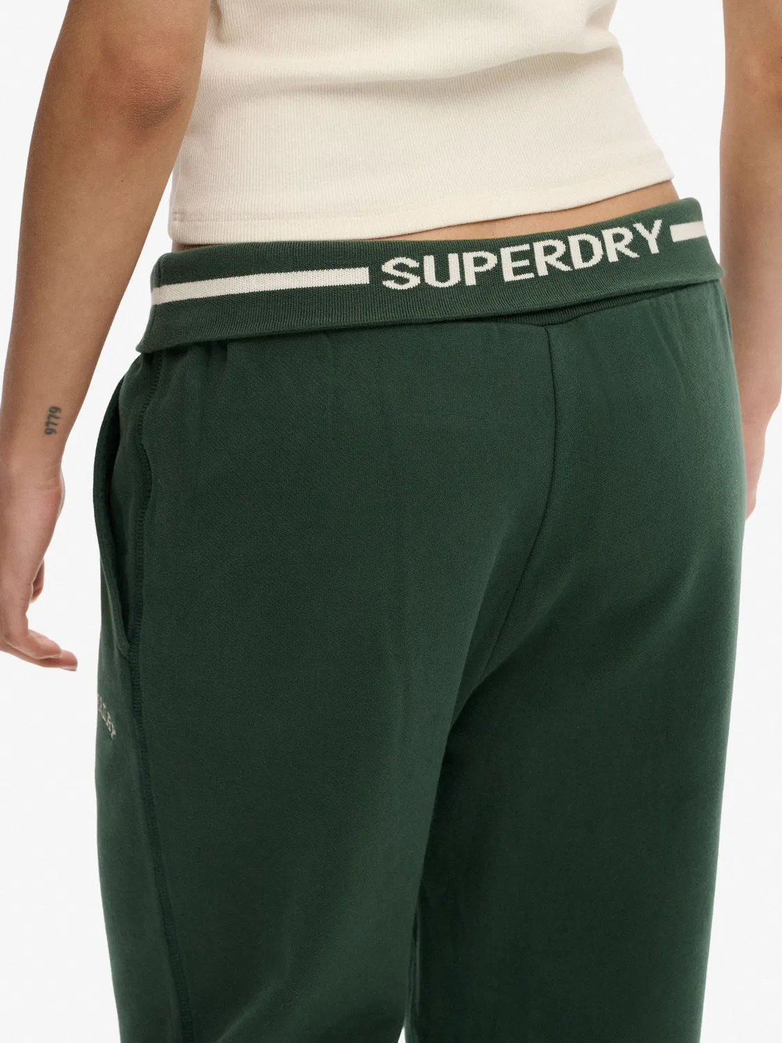 Спортивные штаны Superdry Essential Logo, зеленый — фото 4