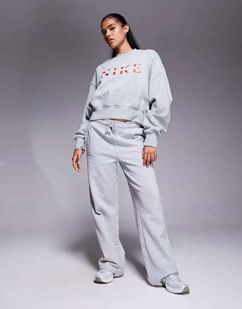 Свитшот Nike Phoenix Fleece с графическим принтом, серый — фото 2