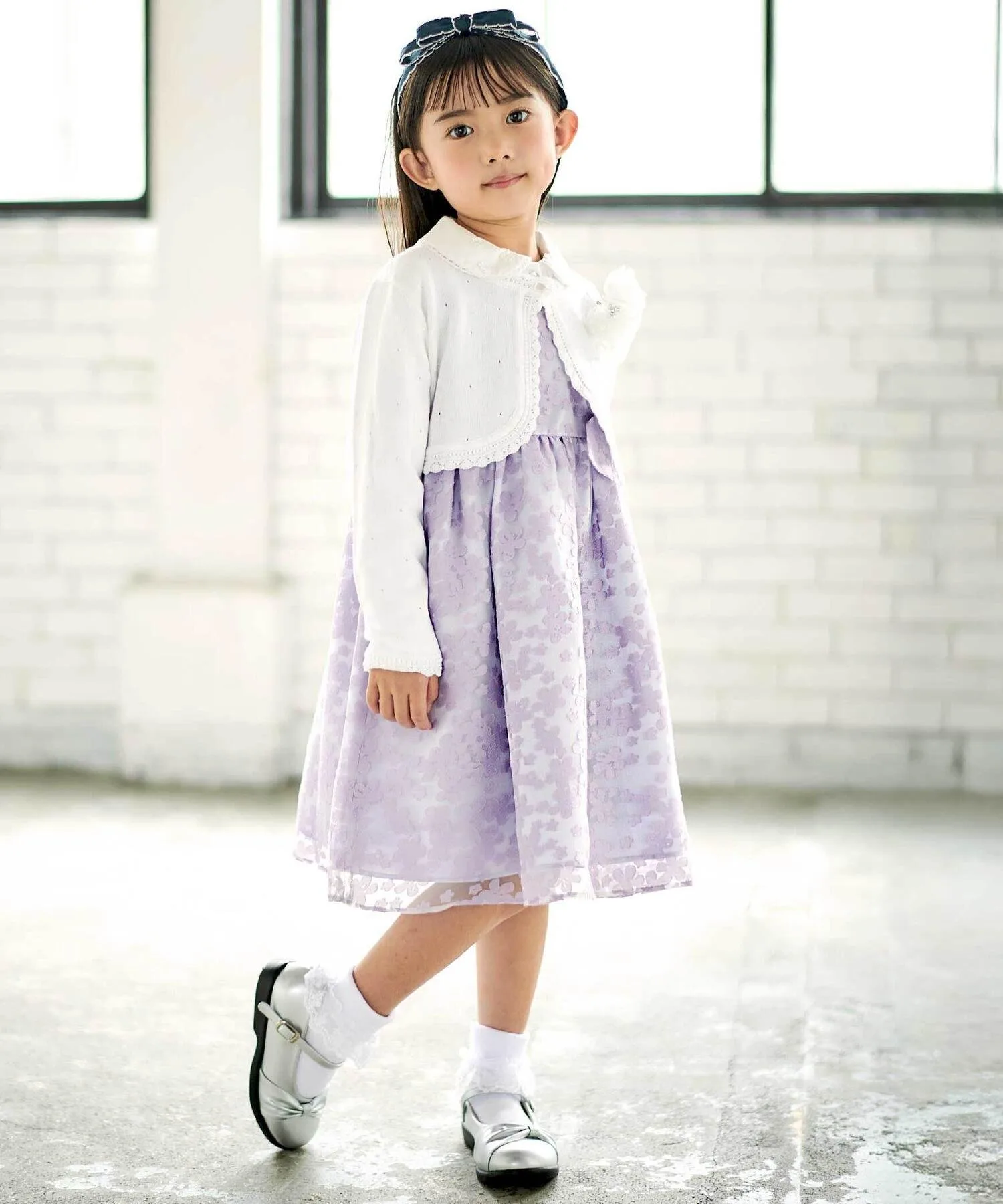 Платье с цветочным опаловым принтом и лентой на талии (110–130 см) BeBe, Purple — фото 3