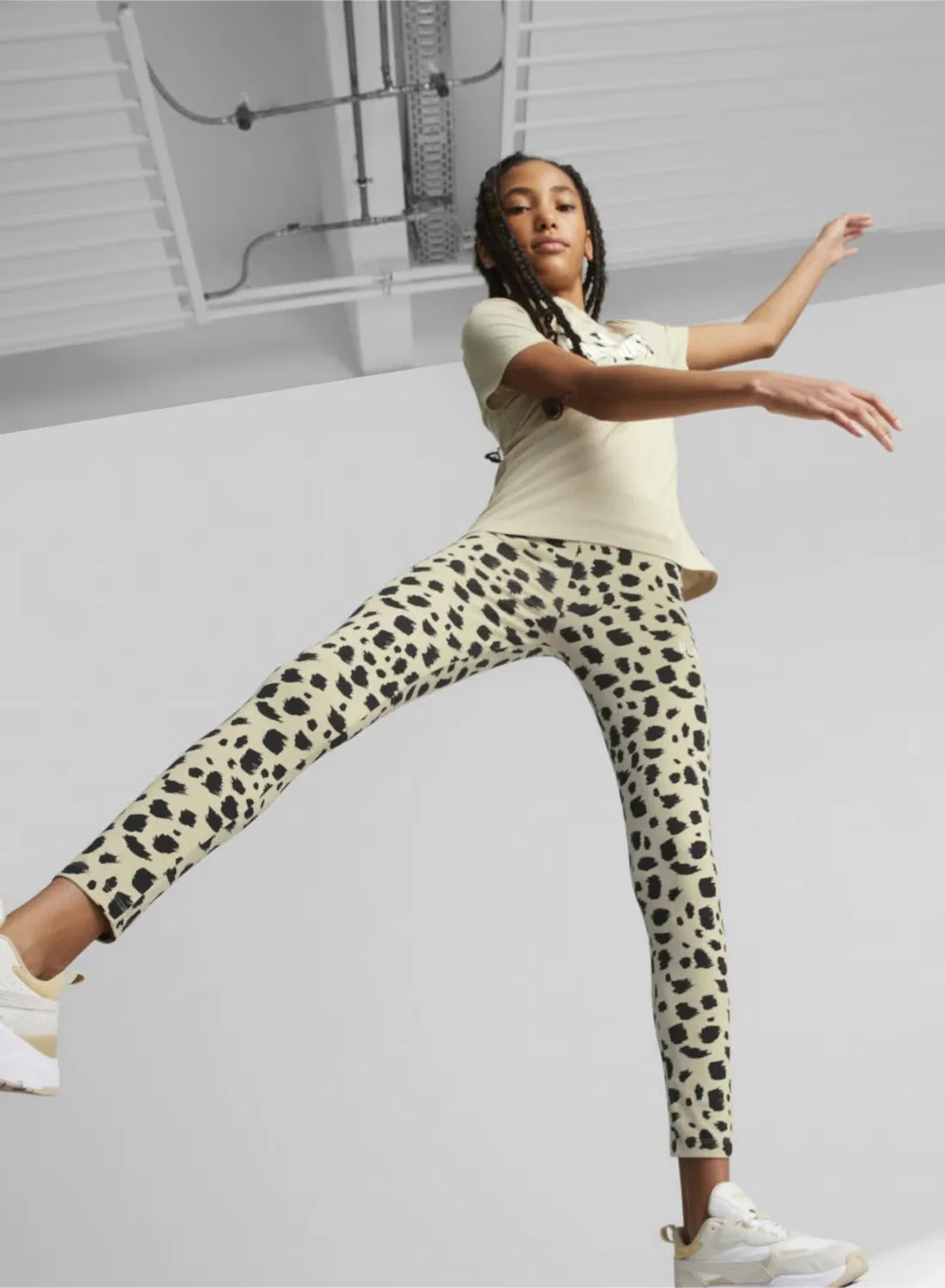 Леггинсы с принтом Essentials Puma, бежевый — фото 3