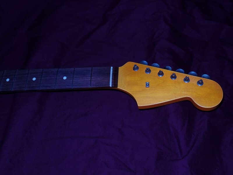 

Винтажный гриф Relic C Jazzmaster Allparts 1960-х годов Fender Licensed Rosewood Neck Jazzmaster Neck