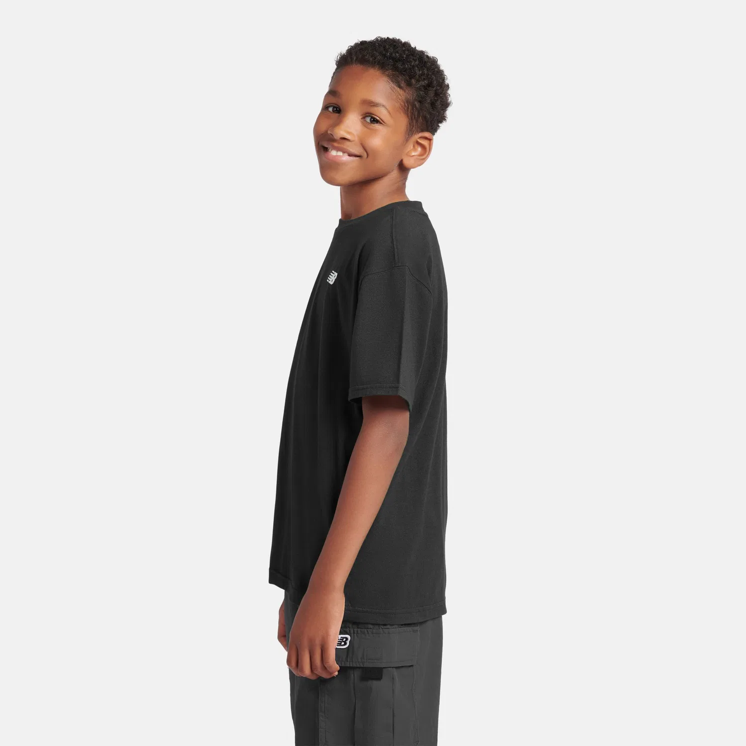 Детская футболка свободного кроя с вышивкой Jersey Small Logo New Balance, Black — фото 4