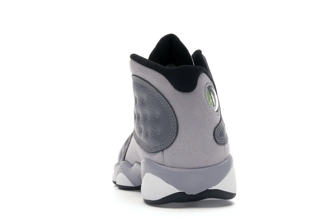 Детские кроссовки Lifestyle с моделью Jordan 13 Retro Jordan, Atmosphere Grey/Black-White-University Red-Sail — фото 4