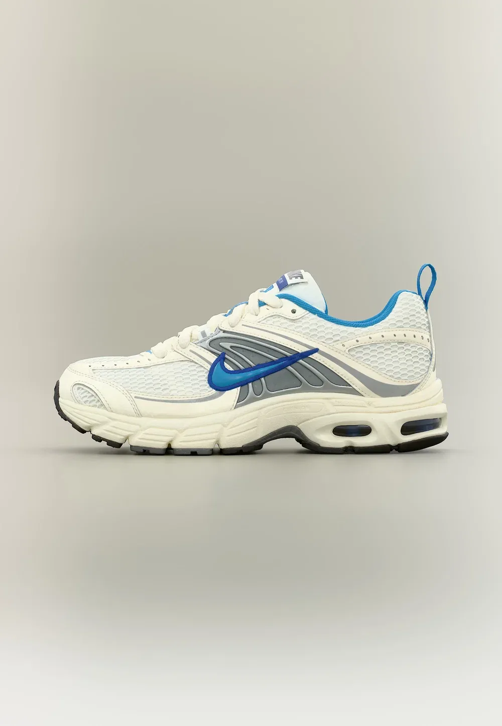 Кроссовки Air Max Moto 2K унисекс Nike Sportswear, Sail/Aurora Blue/Old Royal/Wolf Grey/Smoke Grey/Black
