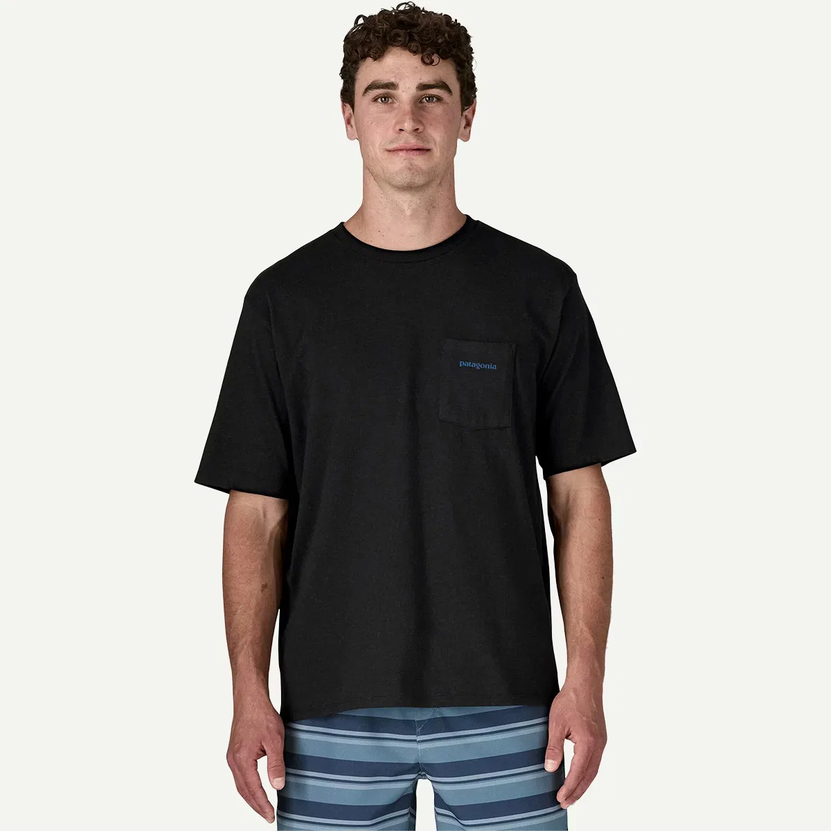 Мужская футболка с коротким рукавом с нагрудным карманом Boardshort logo pocket responsibili-tee Patagonia, Ink Black — фото 3