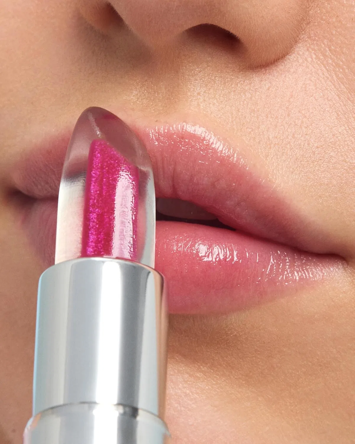 Питательный бальзам для губ «Secret Oil Core Lip Balm 01» от KIKO Milano Kiko Milano, 01 Pout Perfection — фото 4