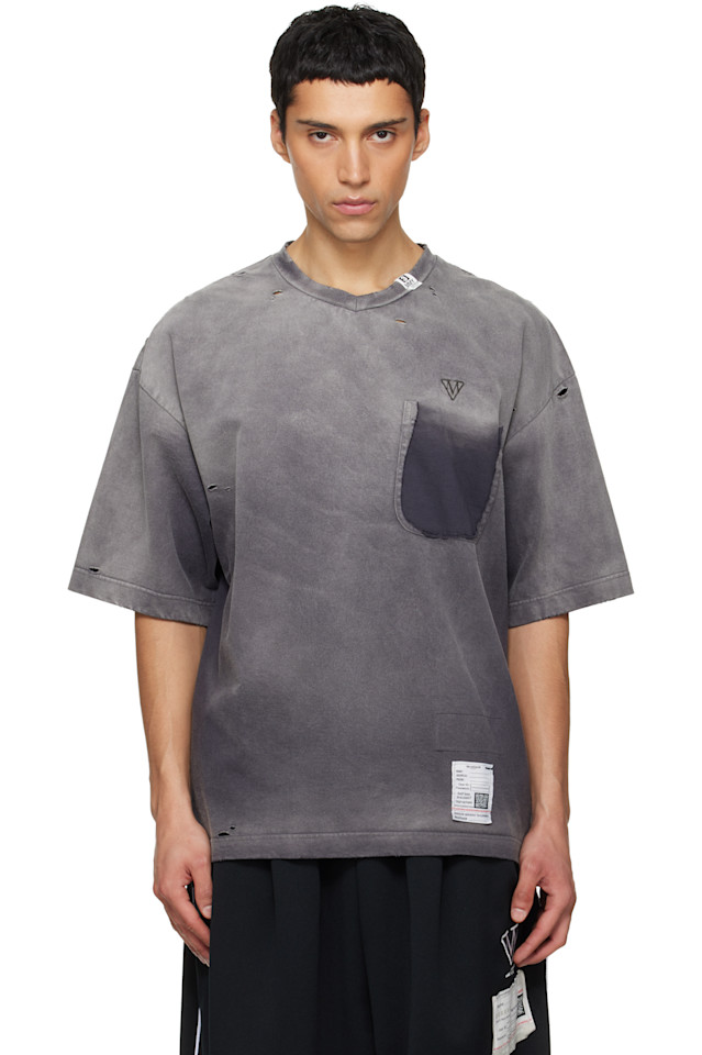 

Maison Mihara Yasuhiro Серая выцветшая от солнца футболка с V-образным вырезом