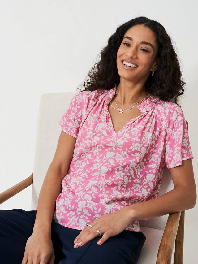 

Блузка с оборкой на шее от lia Crew Clothing, цвет Multi/Pink