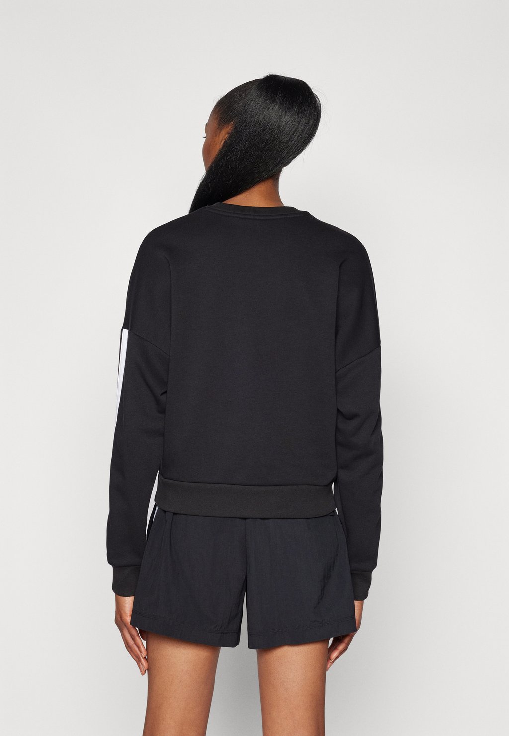 Толстовка ESSENTIALS STRIPES  adidas Sportswear, черный — фото 3