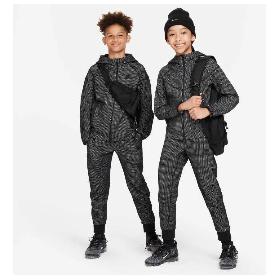 Детские спортивные штаны Nike Sportswear Tech Fleece Pant Winterized, Черный — фото 3