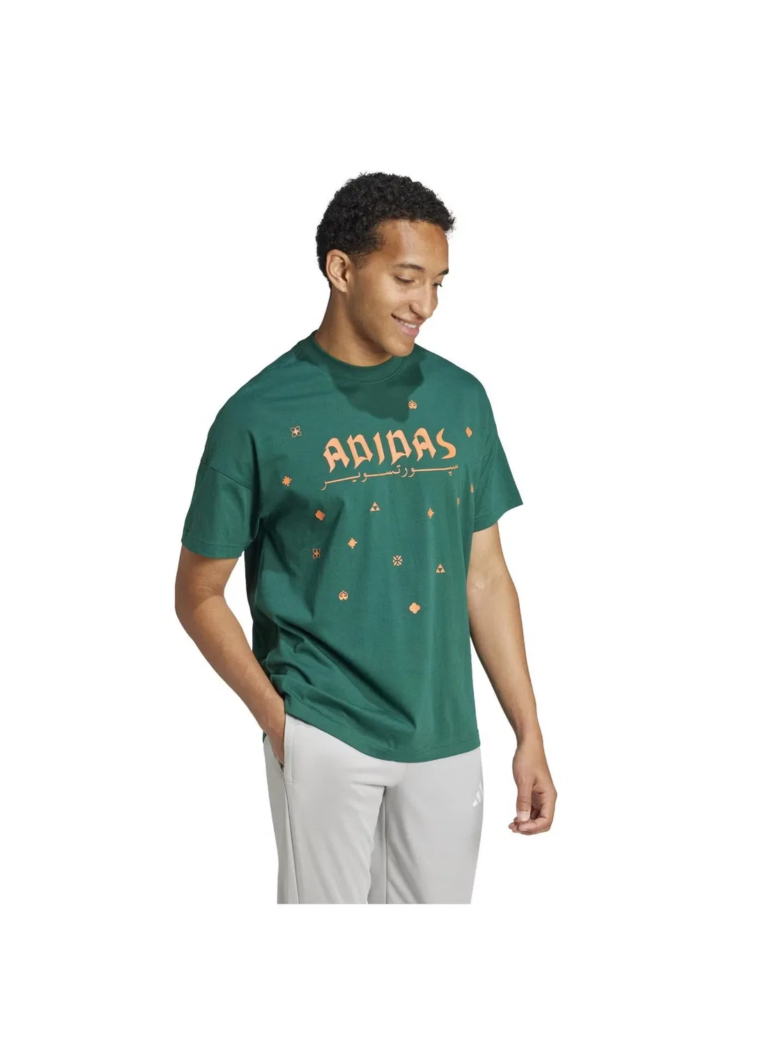 Футболка с принтом Bloom sky Adidas, зеленый