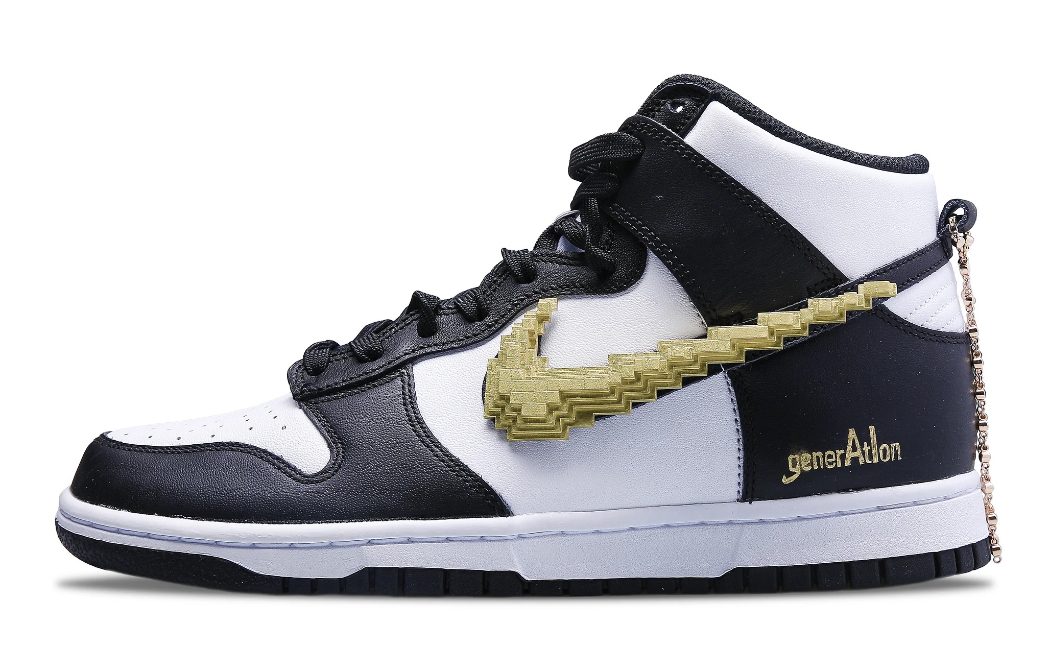

Кастомизированные кроссовки Nike Dunk High Skateboarding Men, черный/белый