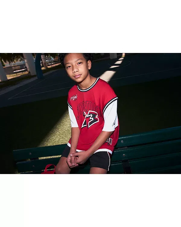 Детские шорты для мальчиков с технологией Dri-FIT Jordan, Black/Gym Red — фото 4