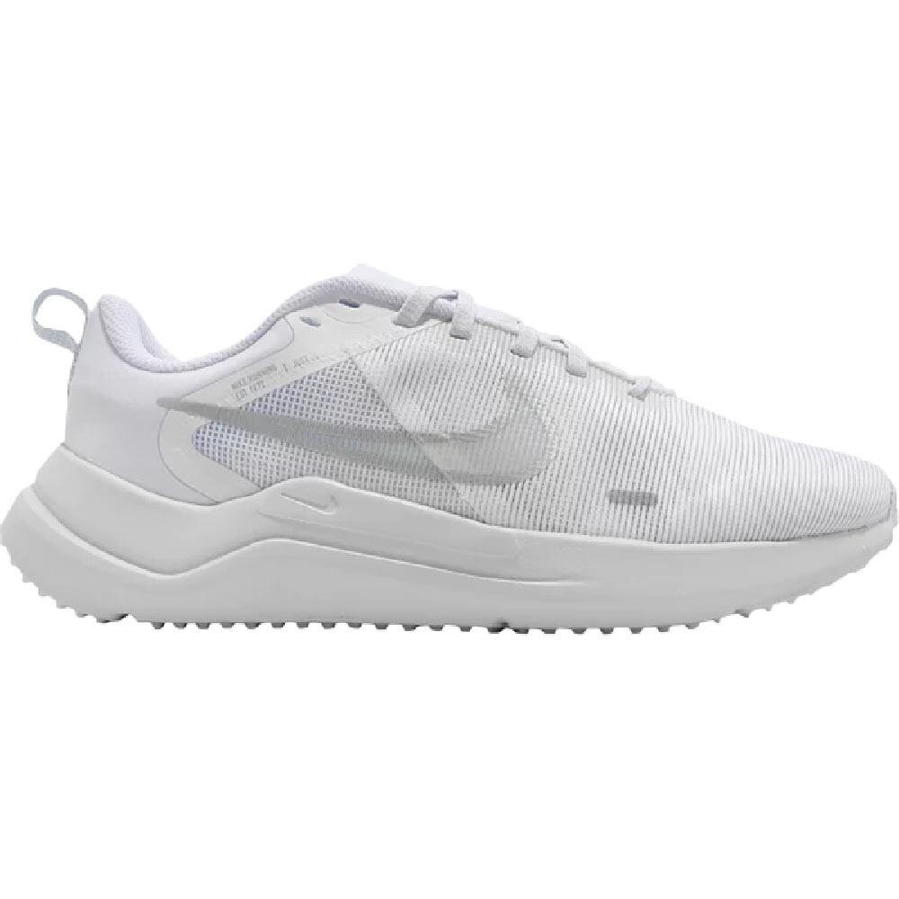 

Кроссовки Nike Wmns Downshifter 12 White Metallic Silver, белый