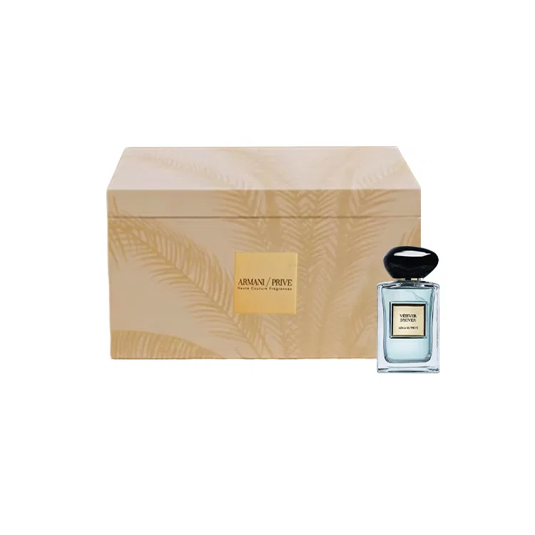 Женский парфюм с древесными нотами Winter Palace Vetiver Eau De Toilette Giorgio Armani, 50 мл