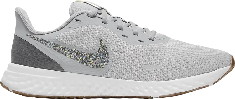 

Кроссовки Nike Revolution 5 Premium 'Wolf Grey', серый