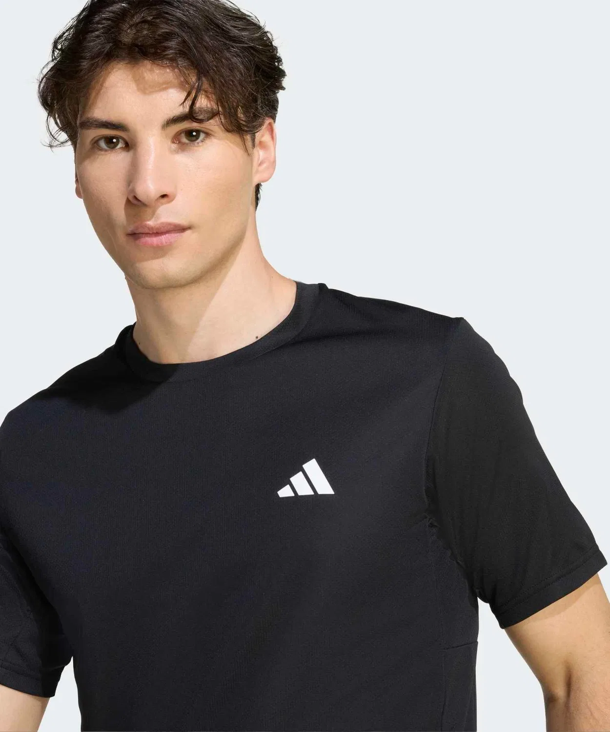 Мужская футболка с коротким рукавом из полиэстера с технологией Climacool Adidas Workout Essentials Base, Черный — фото 4