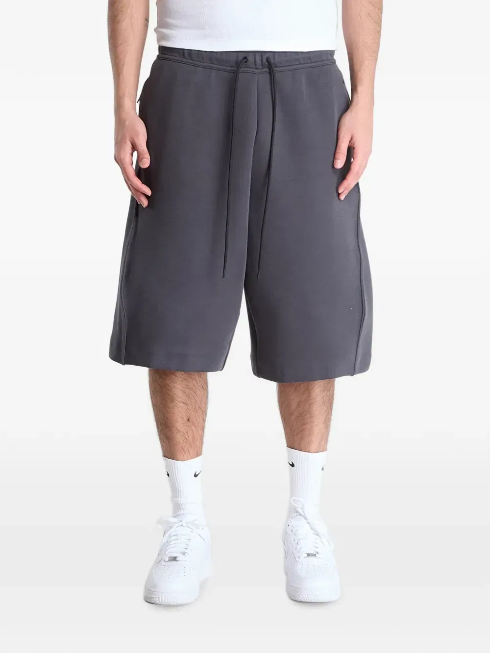 Шорты оверсайз Tech Fleece Nike, серый