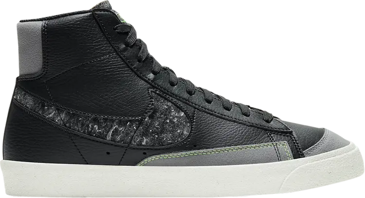 

Кроссовки Nike Blazer Mid '77 Vintage 'Recycled Wool Pack - Black Electric Green', черный