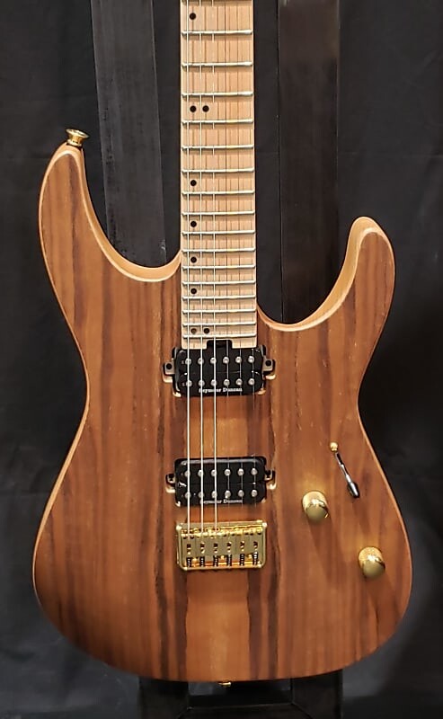 

Электрогитара Charvel Pro-Mod DK24 HH HT M Mahogany with Figured Walnut Top