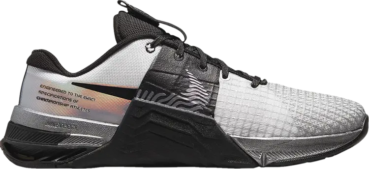 Кроссовки Nike Wmns Metcon 8 Premium 'White Black Iridescent', белый