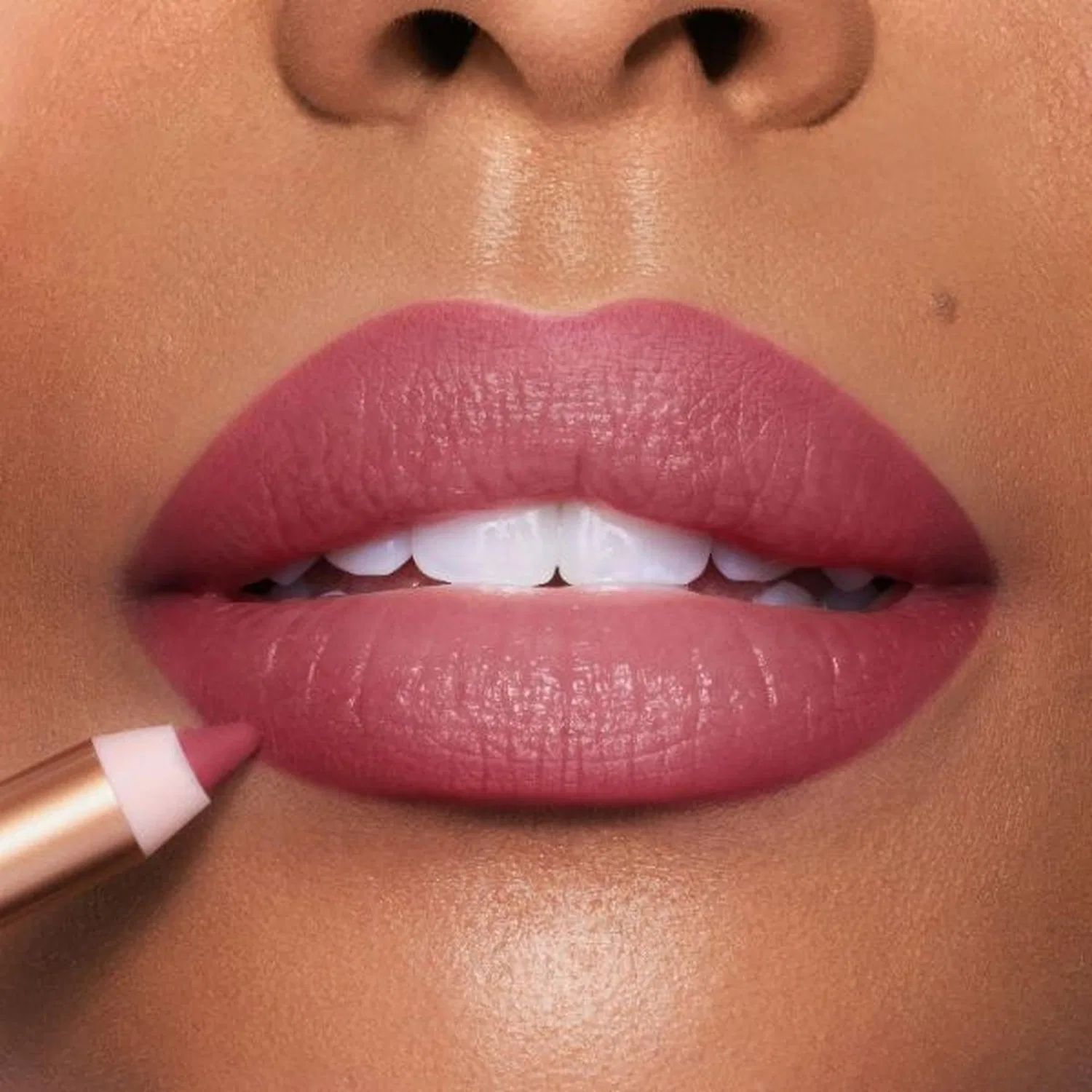 Карандаш для губ Charlotte Tilbury Lip Cheat, M.I. Kiss — фото 2