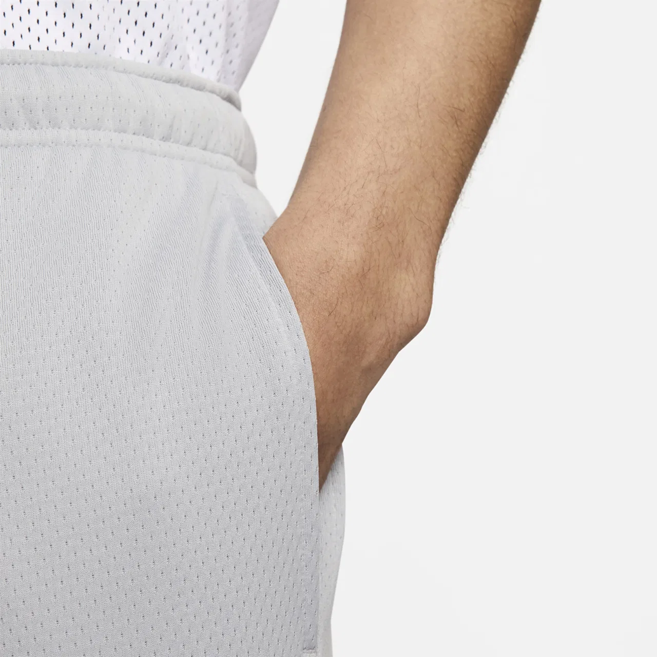 Мужские шорты Club Flow Mesh Nike, цвет White/Light Smoke Grey — фото 3