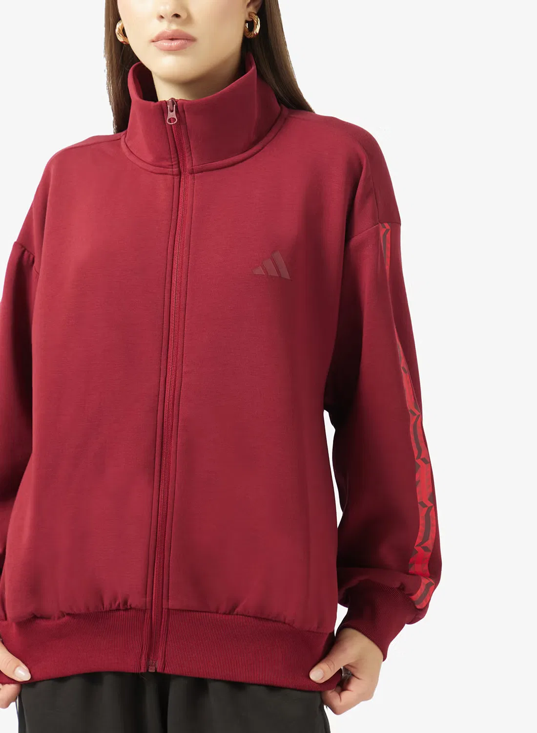 Куртка спортивная свободная Saudia travel pack soft lux Adidas, бордовый — фото 3