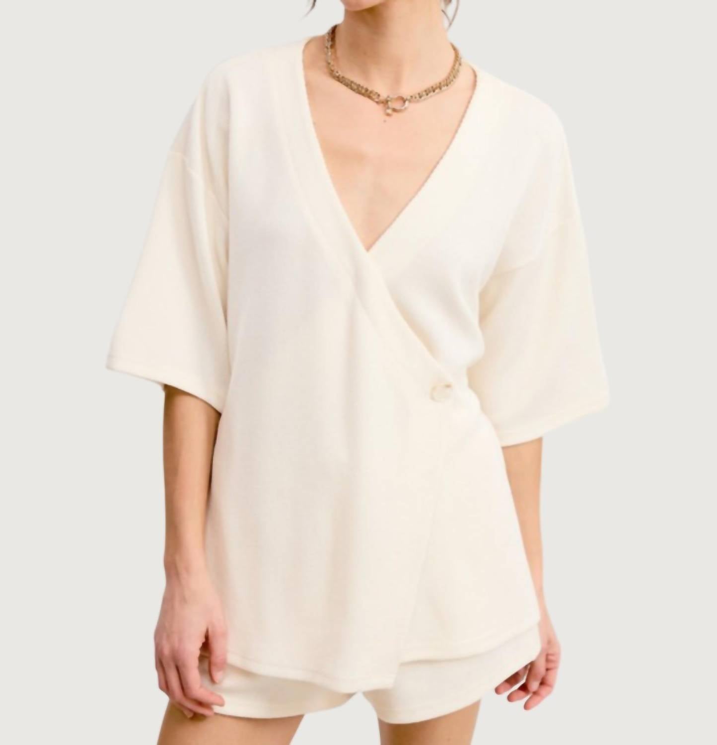 

Комплект топа и шорт Frankie белого цвета Mimosa, белый