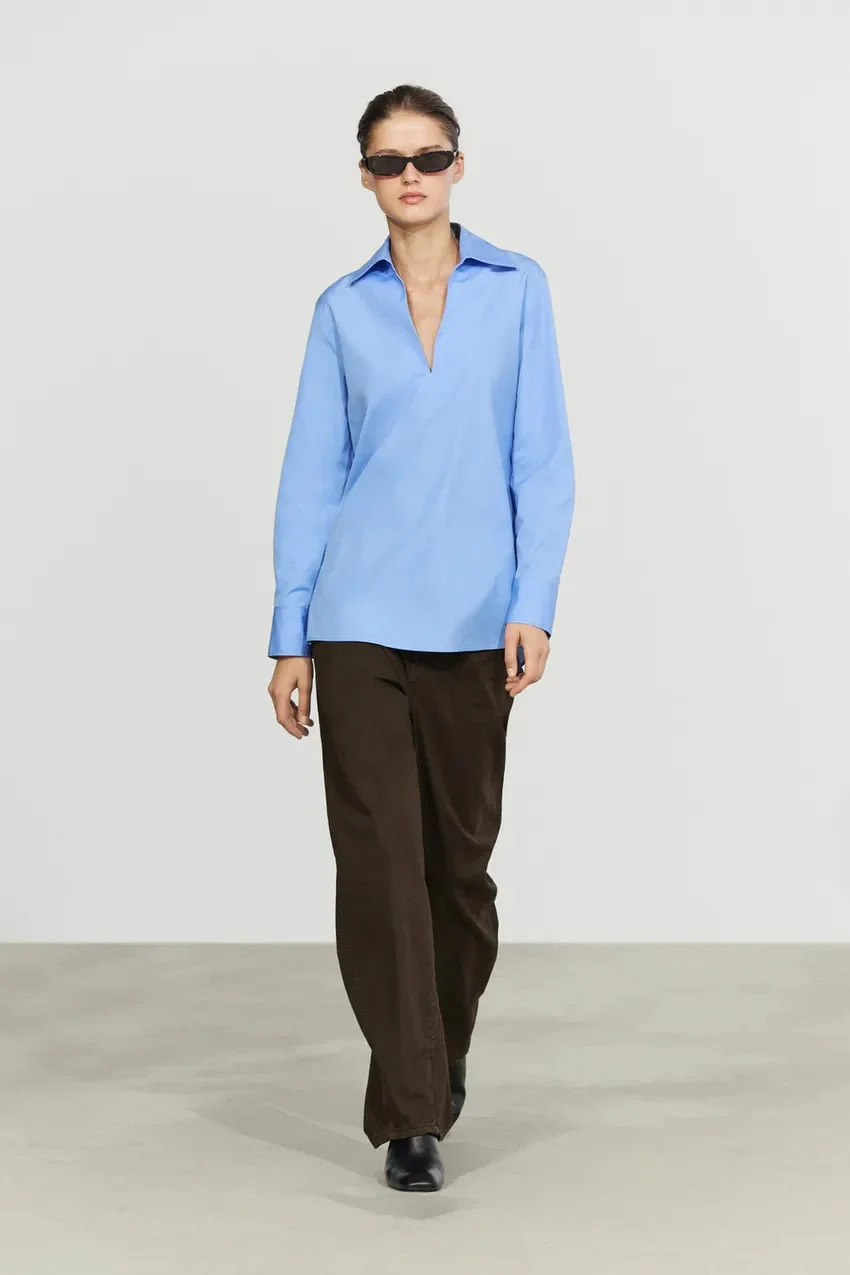 Блуза Massimo Dutti с воротником и глубоким вырезом, индиго — фото 2