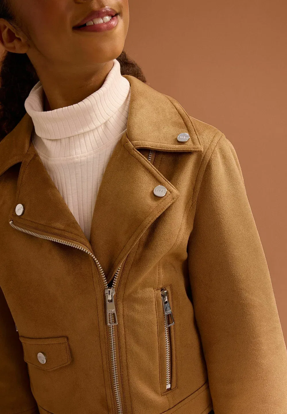 Куртка-Косуха стандартного кроя. Куртка из искусственной кожи Lipsy, Tan Brown Suedette — фото 3