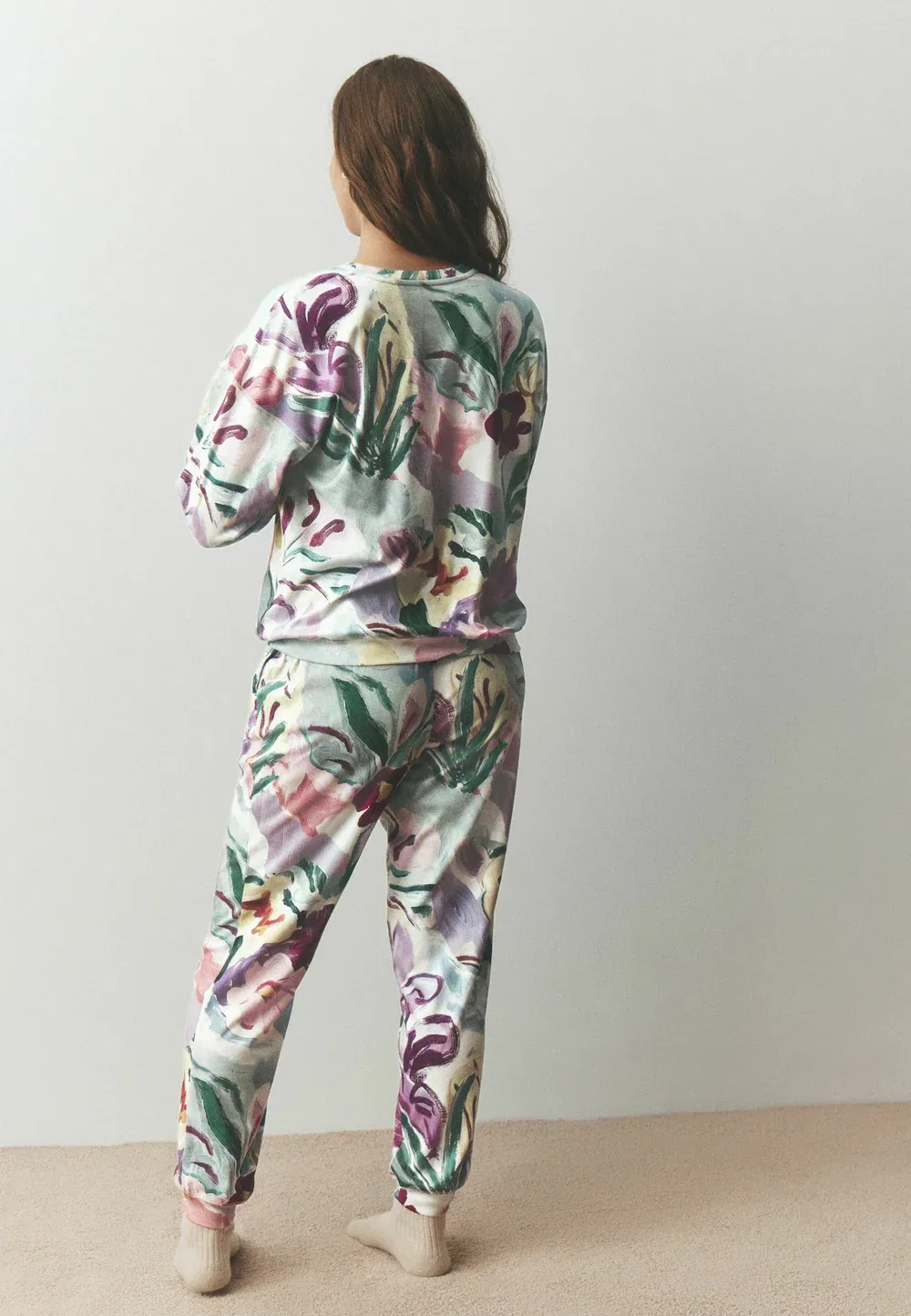 Уютный пижамный комплект с длинными рукавами, стандартного кроя Next, Purple Green Large Scale Floral