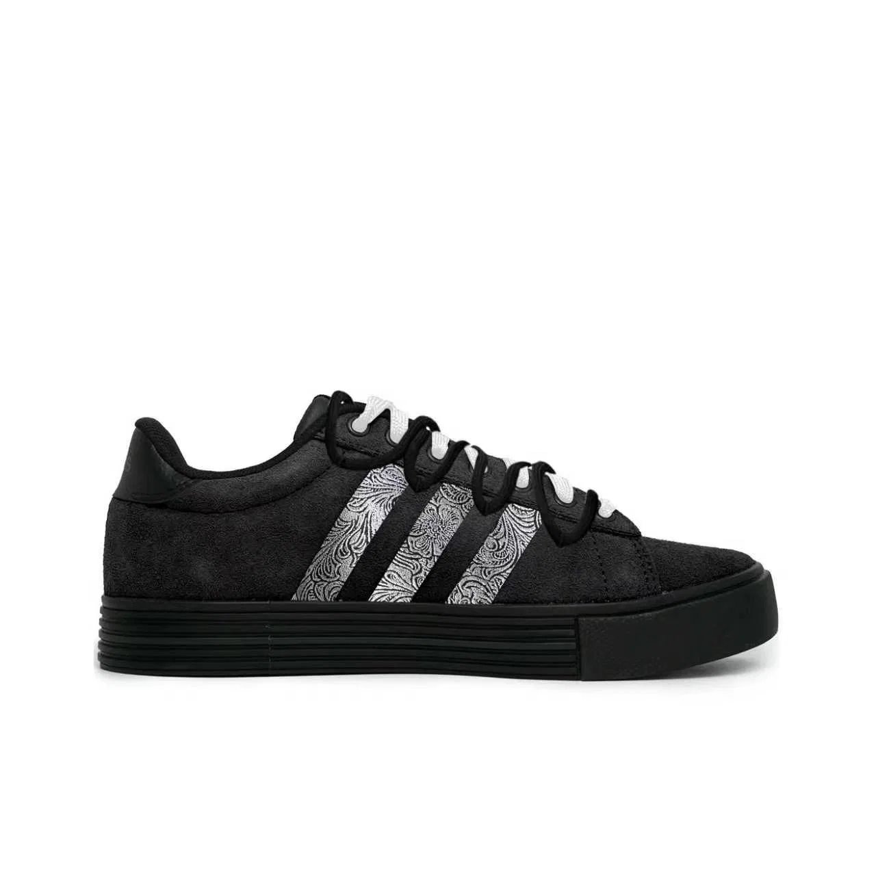 Детские доска-кроссовки Adidas Daily с принтом, Silver, Black White — фото 4